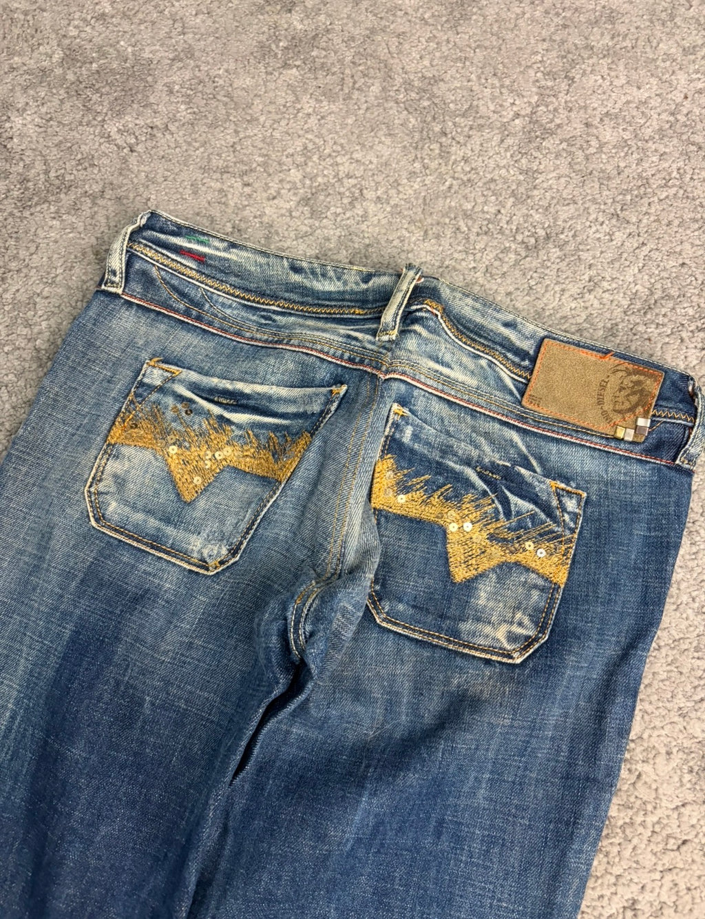 Diesel straight women (M)