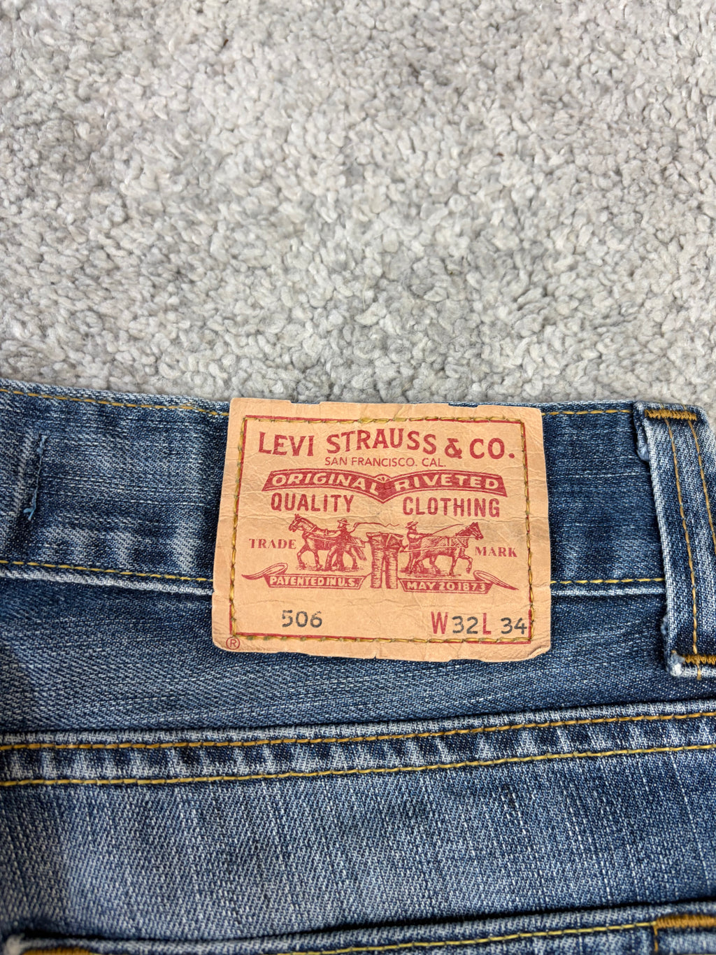 Levis 506 Bootcut (M)