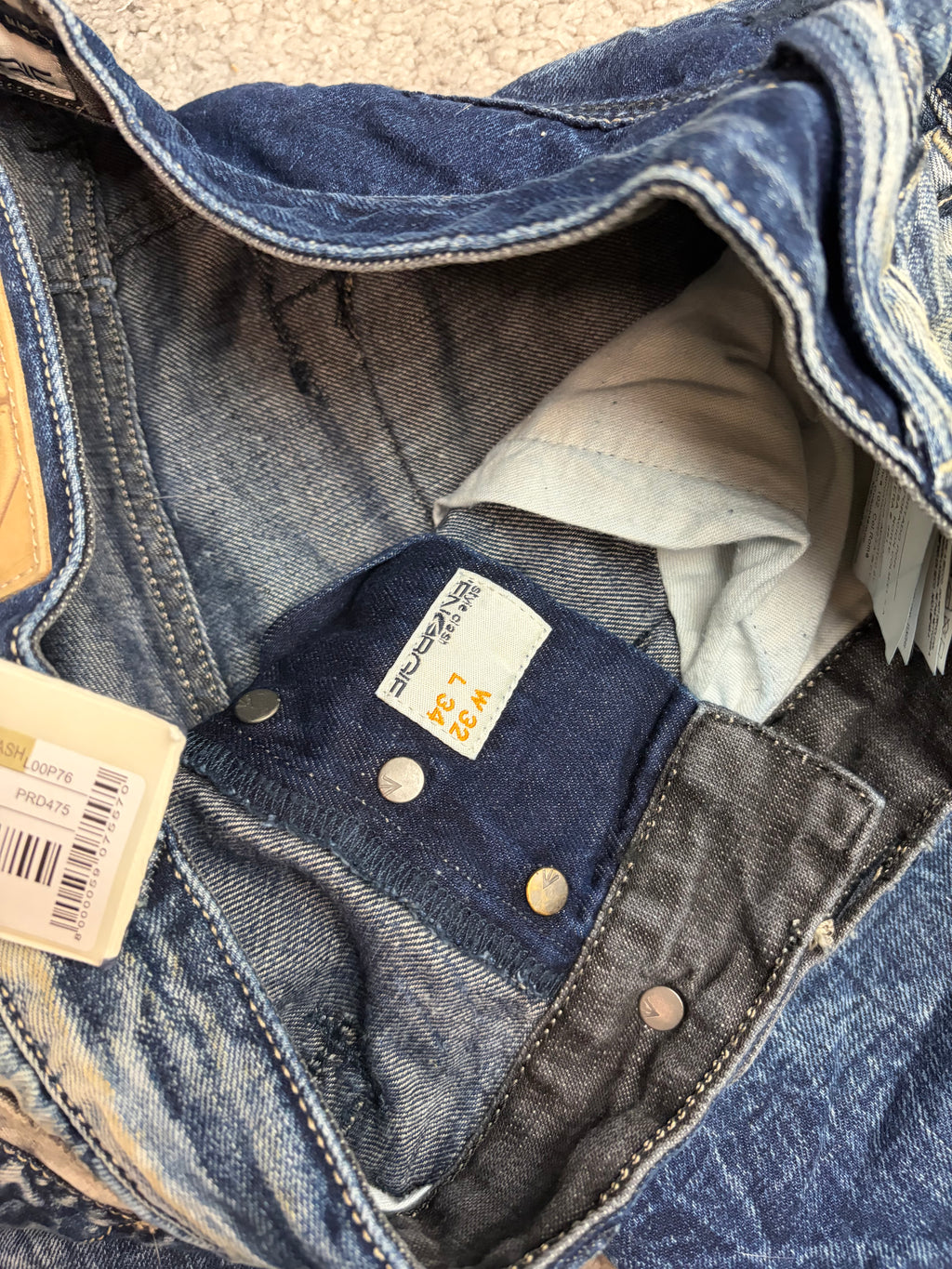 Crazy washed denim (M)