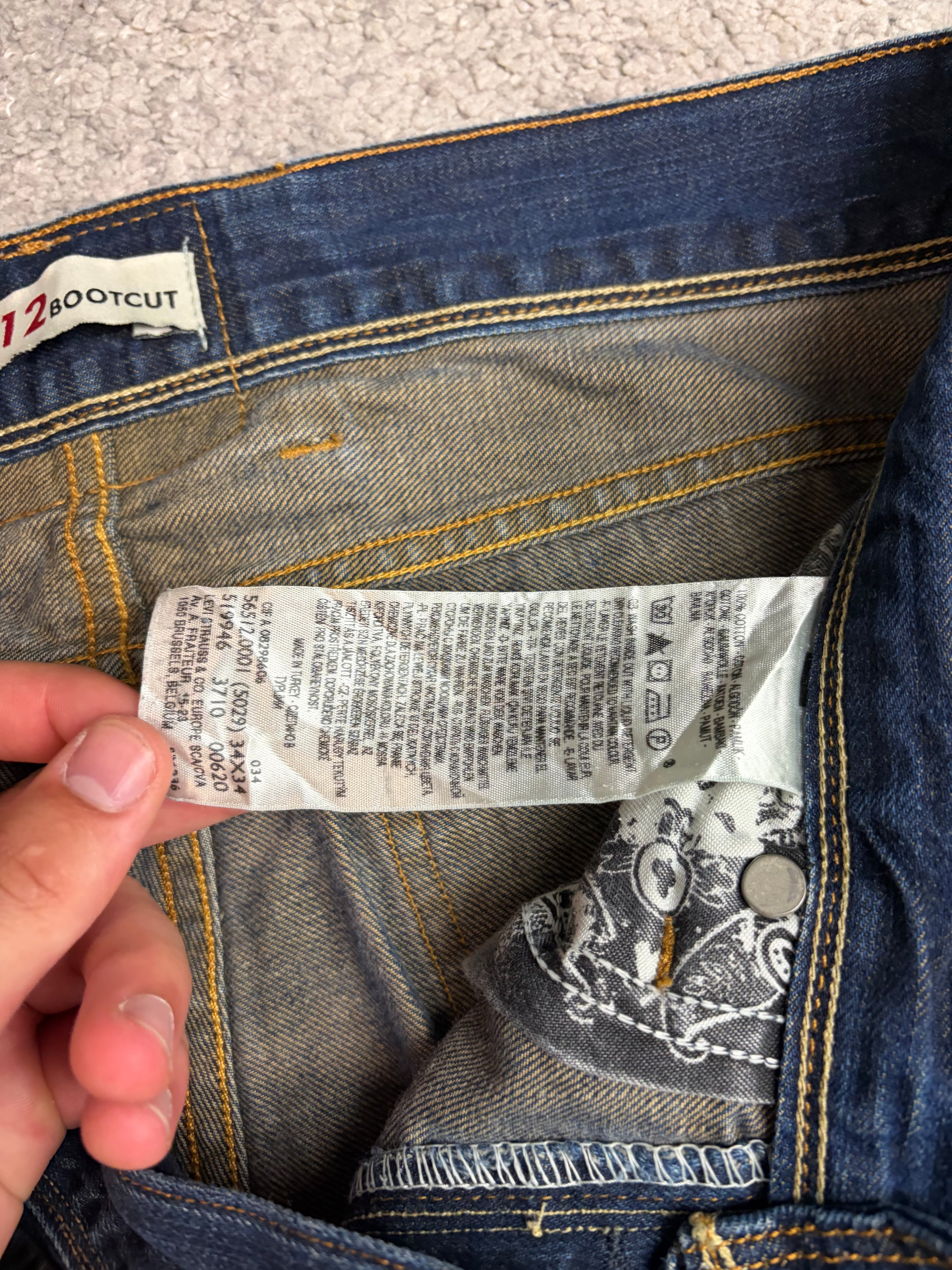 Levis 512 Bootcut (L)