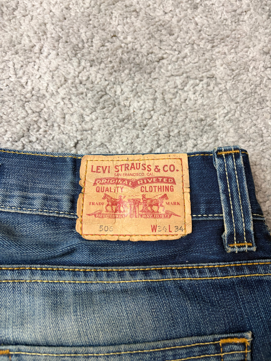 Levis 506 standard straight (L)