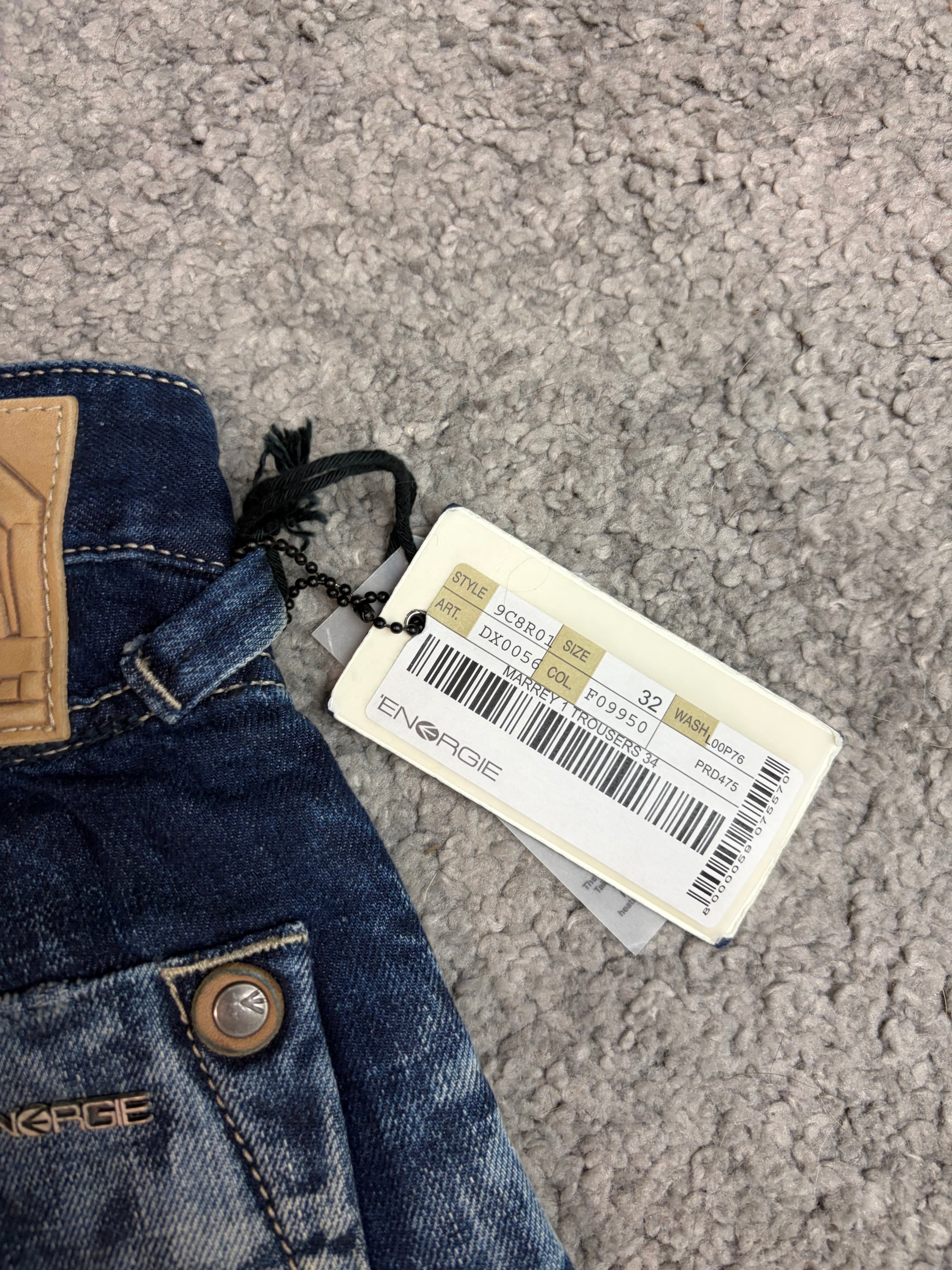 Crazy washed denim (M)