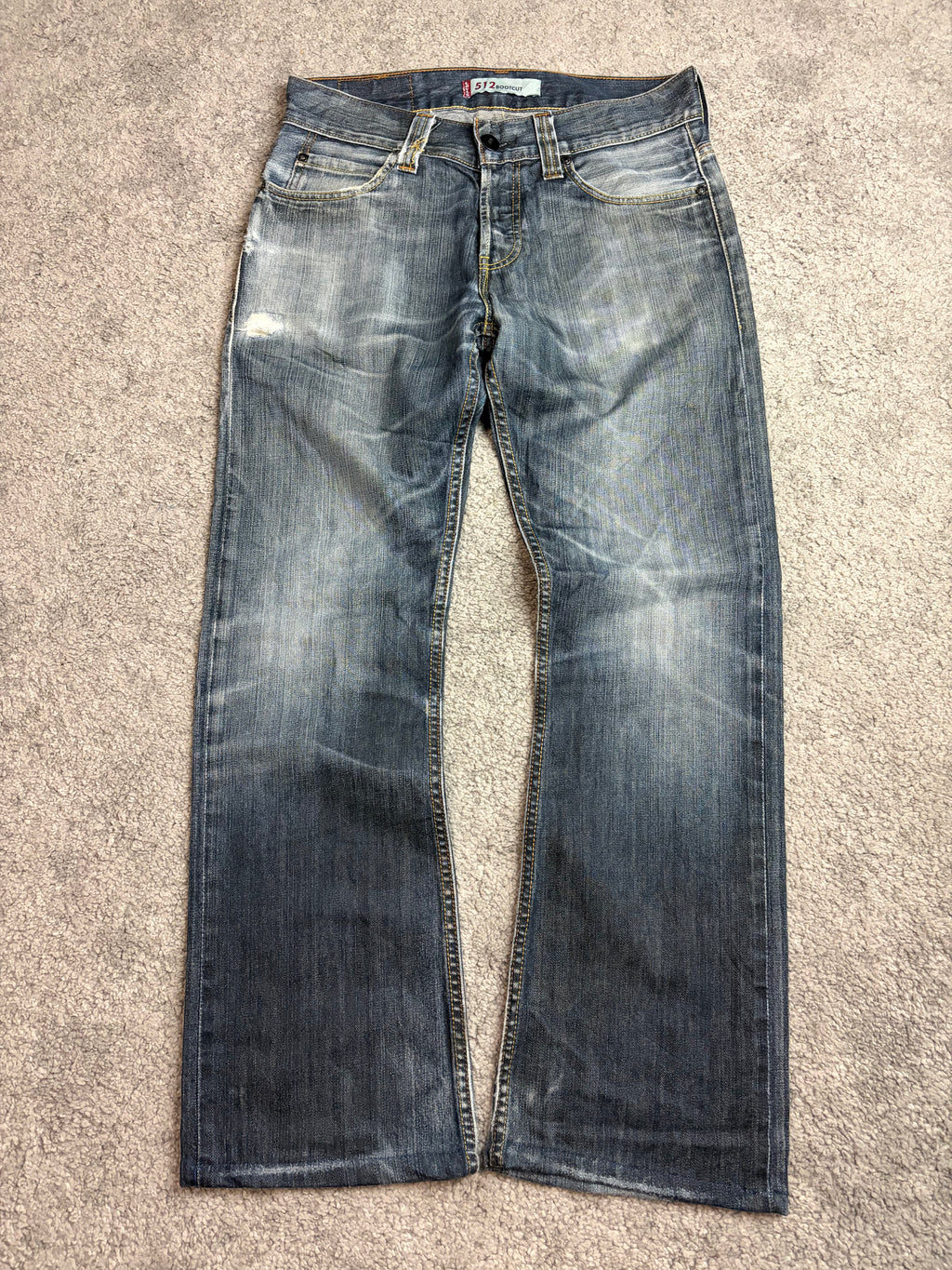 Levis 512 Bootcut  (M)