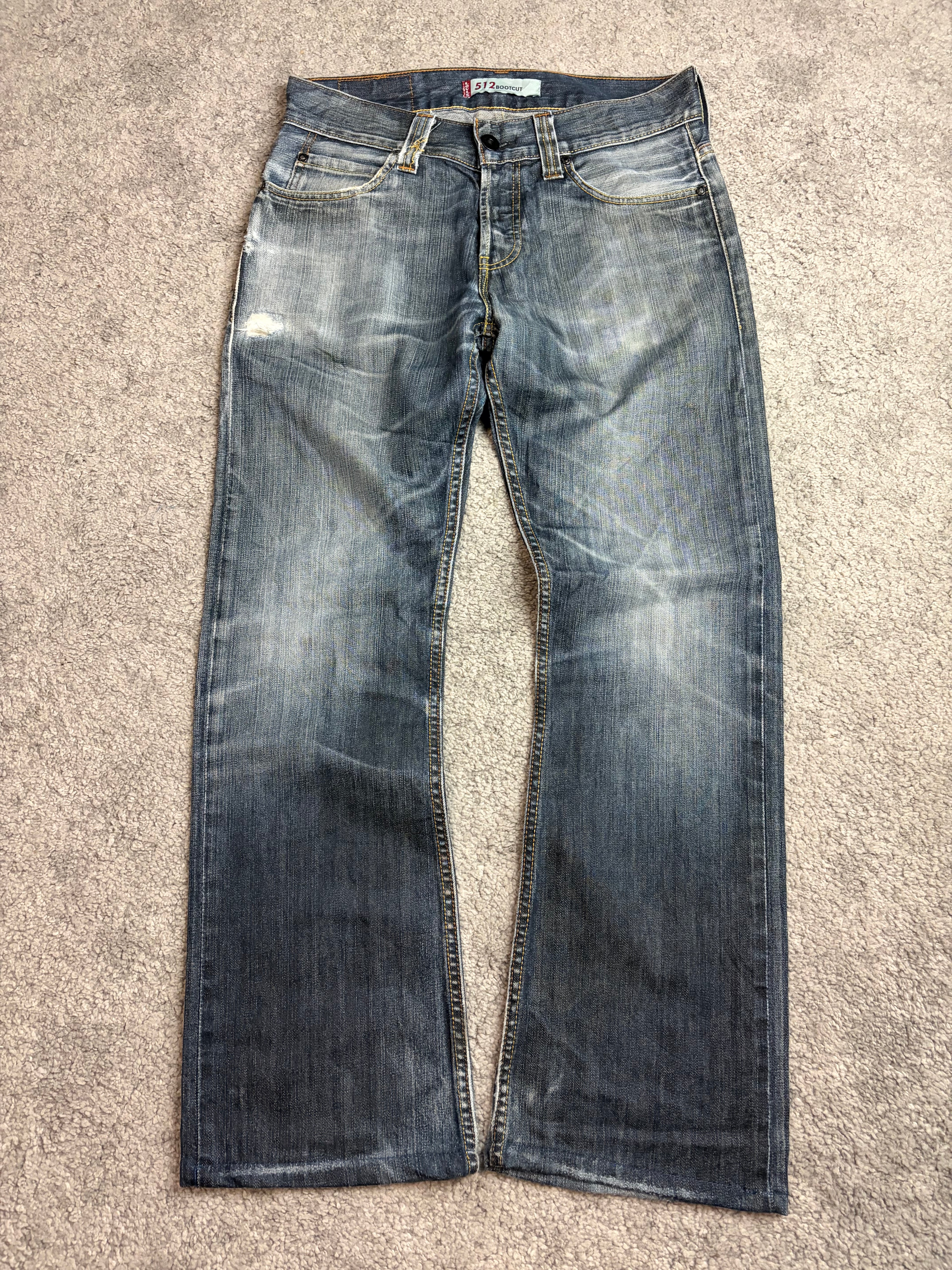 Levis 512 Bootcut  (M)