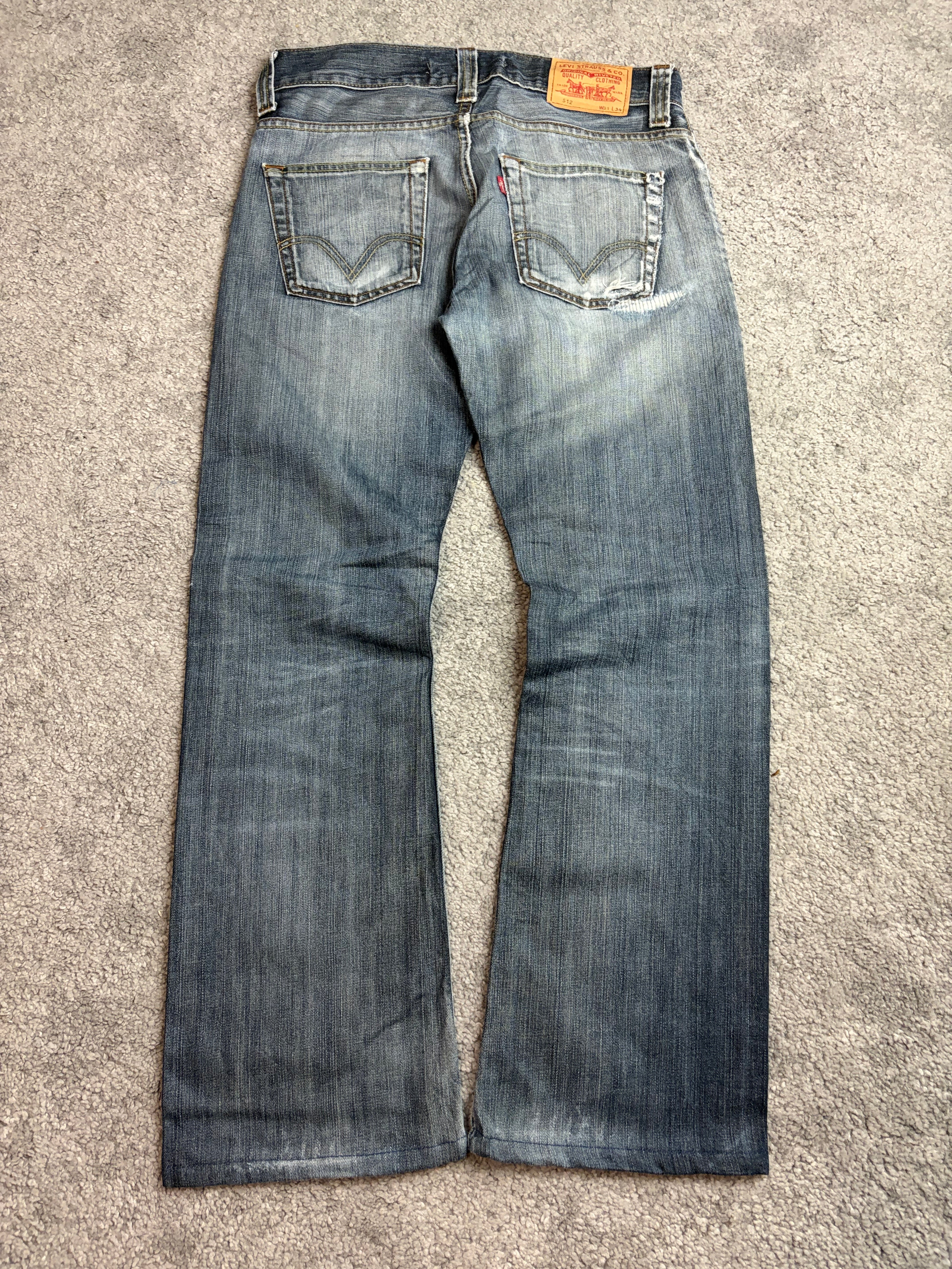 Levis 512 Bootcut  (M)