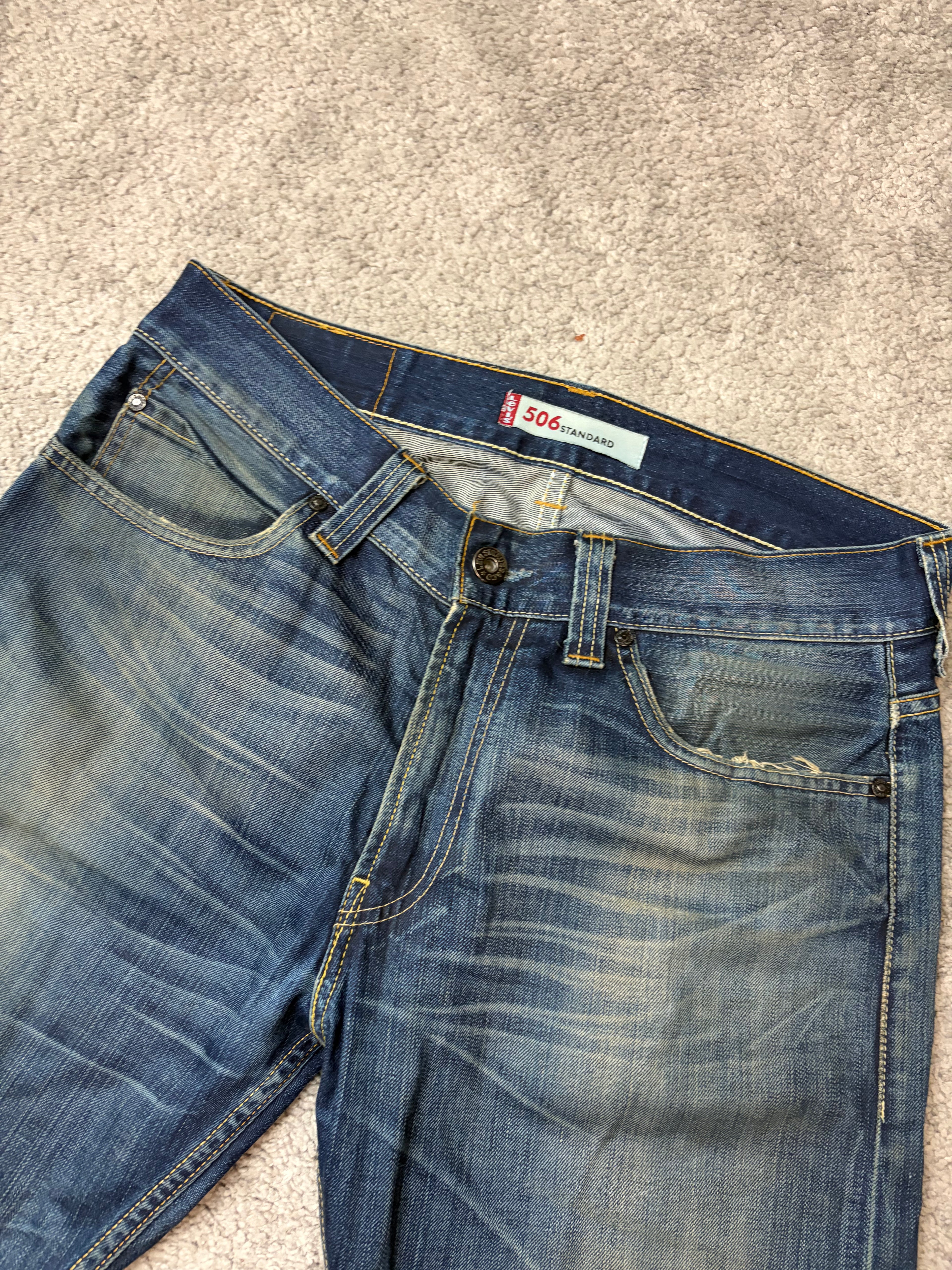 Levis 506 standard straight (L)