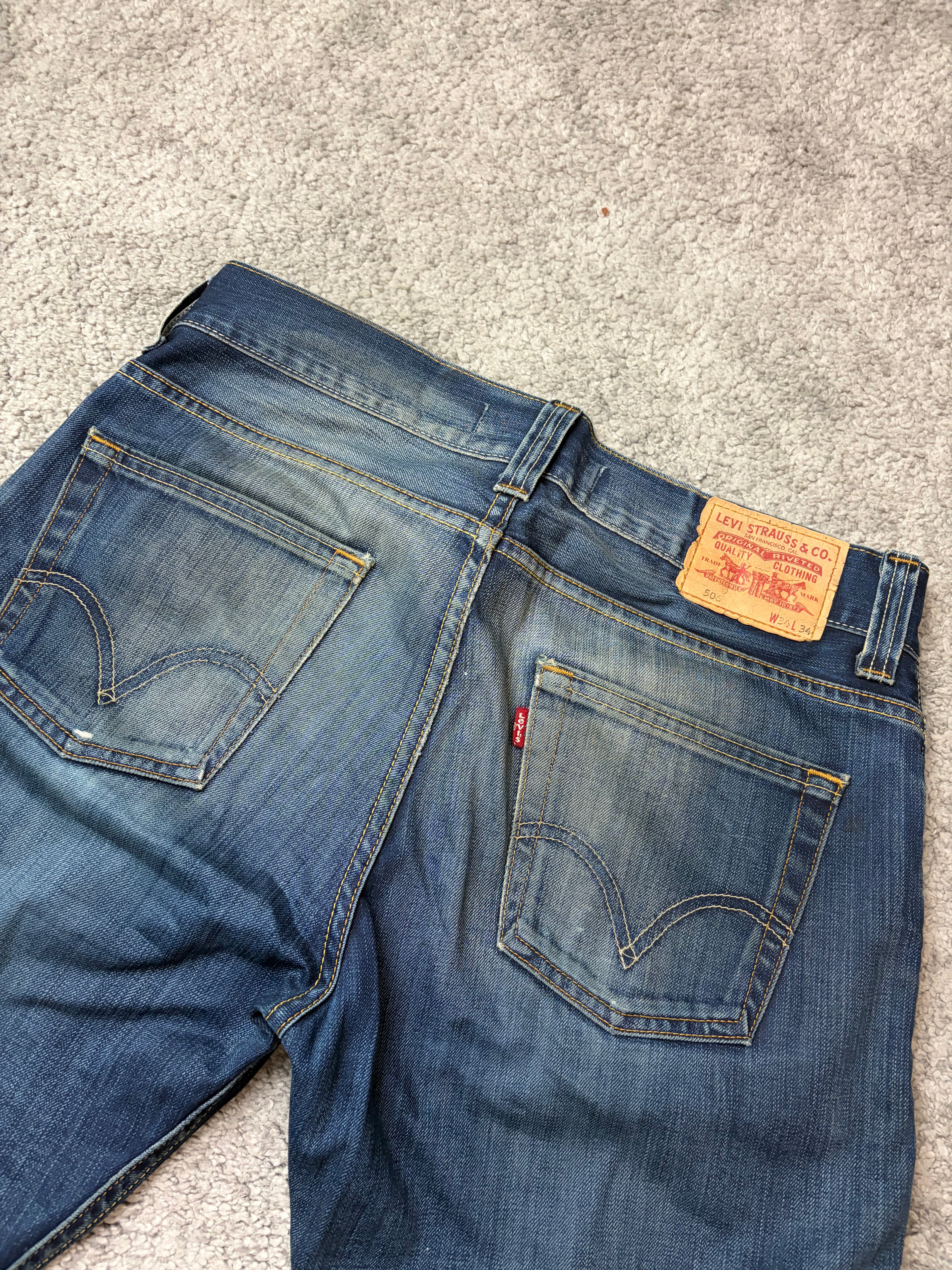 Levis 506 standard straight (L)