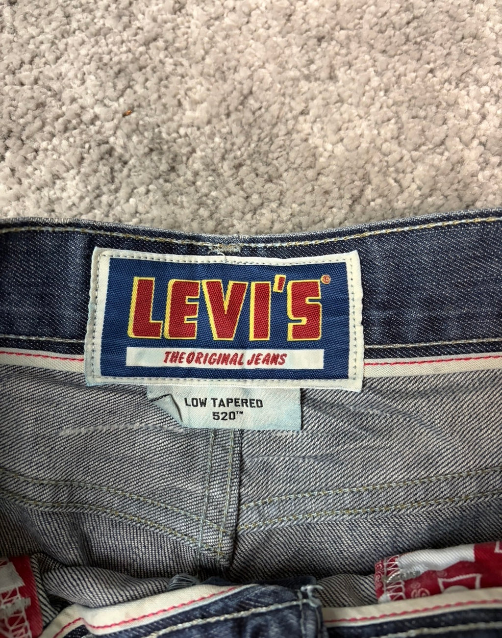 Levis straight/slim (L)