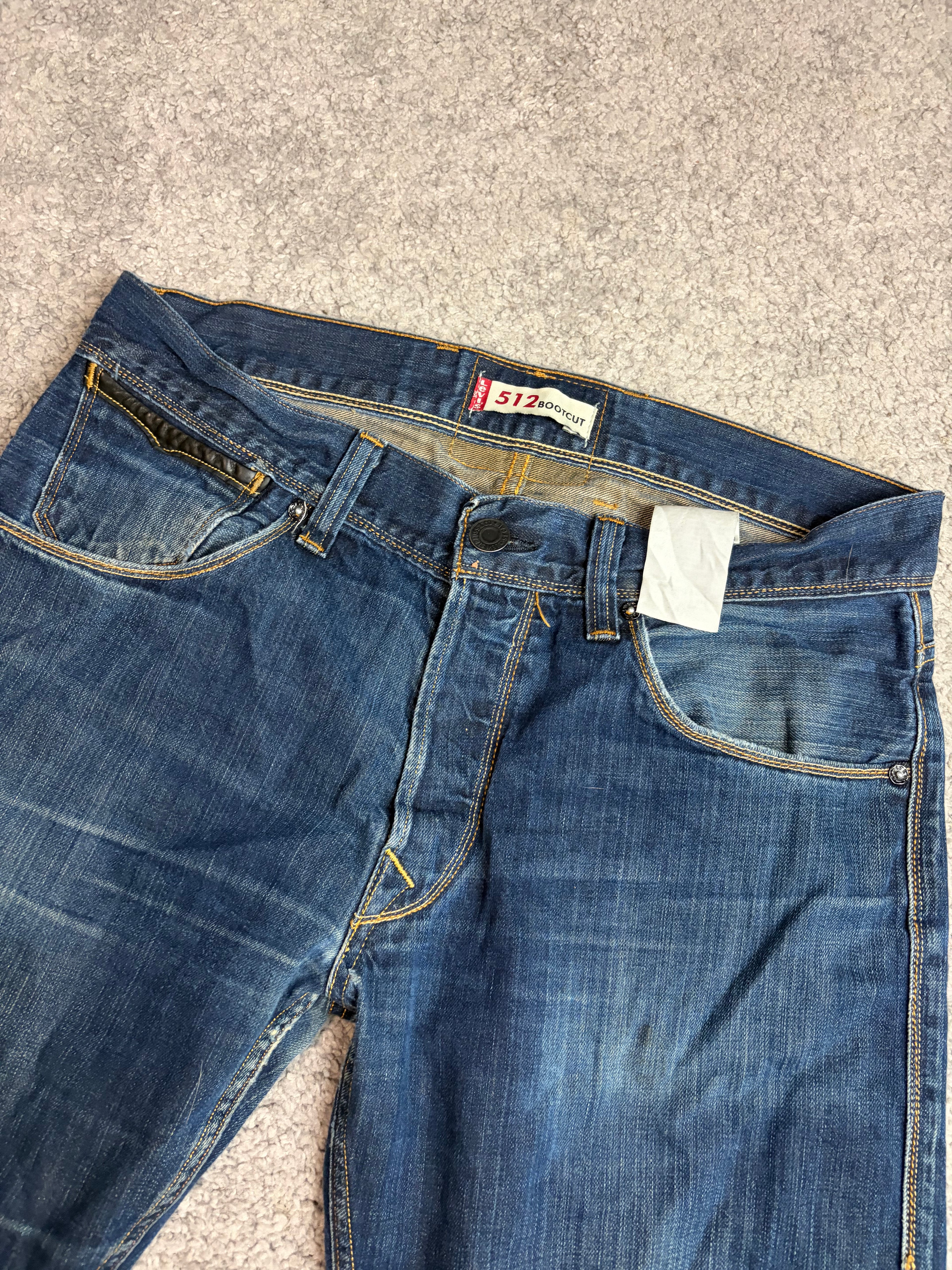 Levis 512 Bootcut (L)