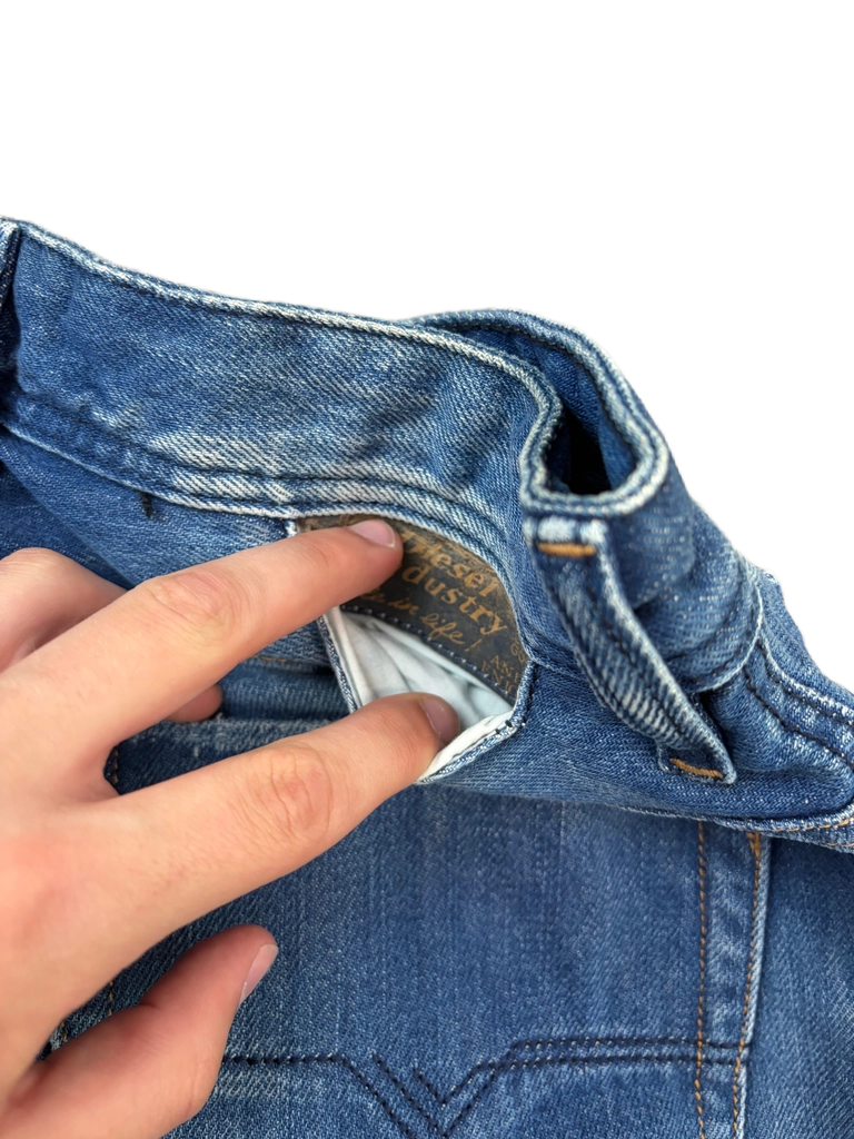 Diesel straight denim (M/L)