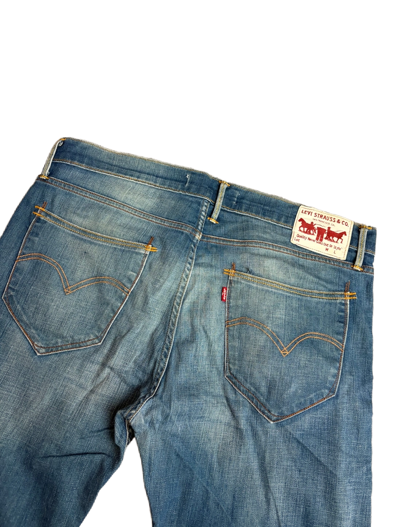 Levi's 504 Straight (L)