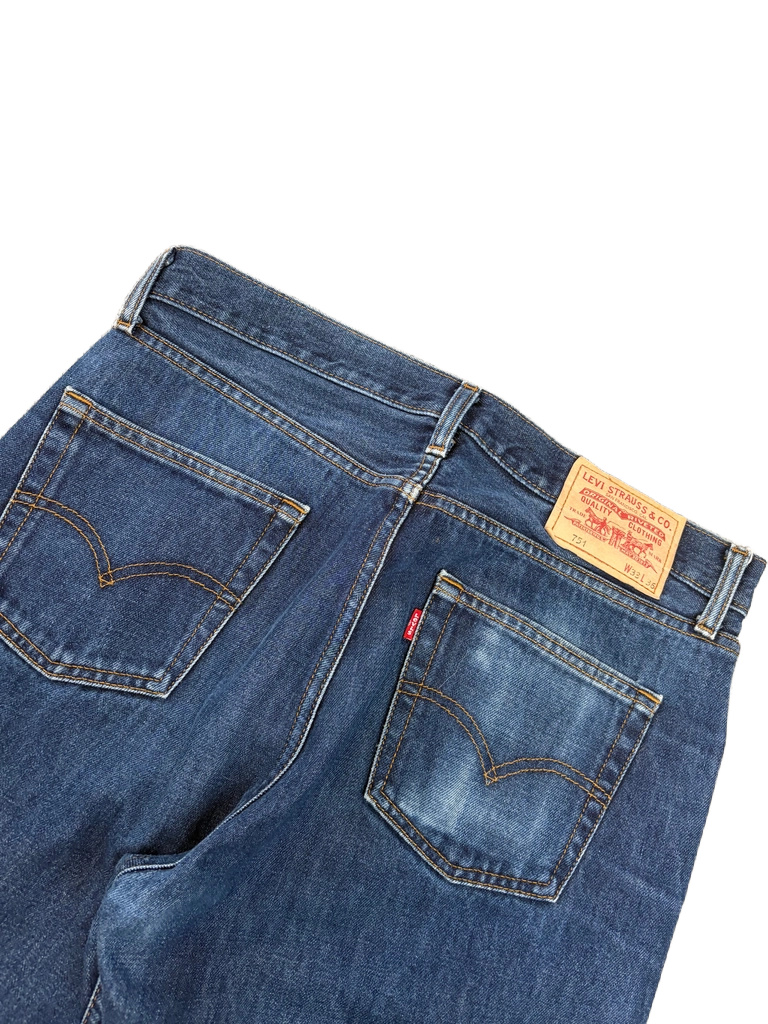 Levis washed denim (L)